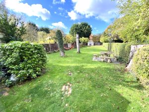 Photo 1- click for photo gallery